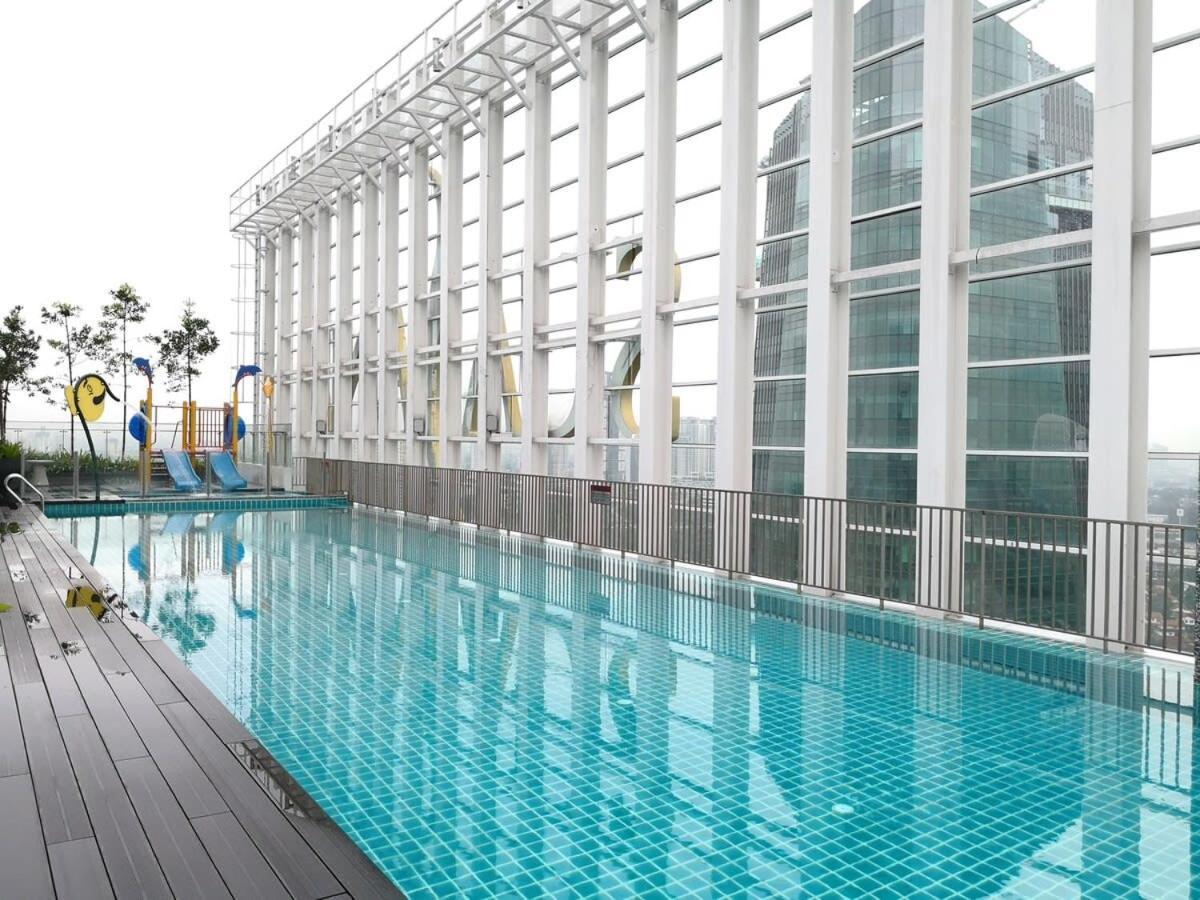 Modern, High Floor Suasana Suites 05 In Jb Johor Bahru Eksteriør billede